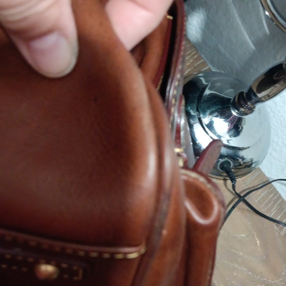 Dooney Bourke Florentine double pocket satchel chestnut with flaw on bottom - Picture 14 of 16